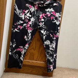 COPY - Fabletics Winn Capri